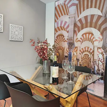 Victoria Center Apartment